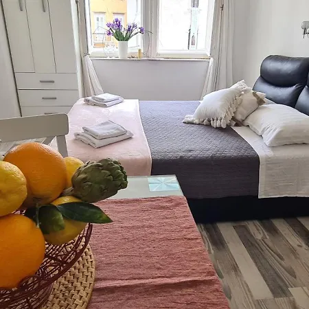 Apartamento Old Square View *